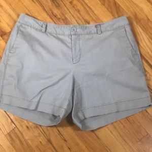 18W Dockers Brand Woman Flat Front Shorts